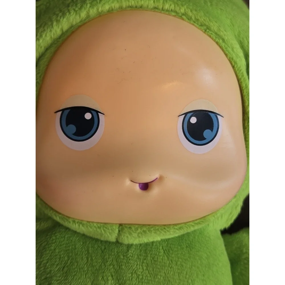 Playskool Glo Worm Lullaby Stuffed Plush Green Glow Face Toy Hasbro 2017